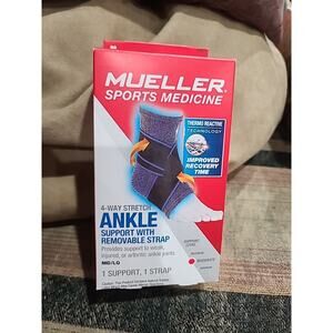 Mueller 4-Way Stretch Ankle Support w/ Removable Strap MD/LG Moderate Support